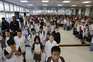 Cómo es la nueva escuela que inauguró la ciudad en un barrio de la zona sur