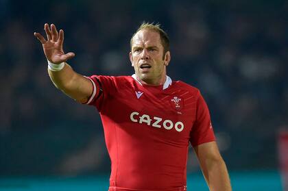 Alun Wyn Jones, el rugbier que más partidos de seleccionado nacional afrontó en la historia, 170, sorprendió al retirarse del equipo nacional de Gales.