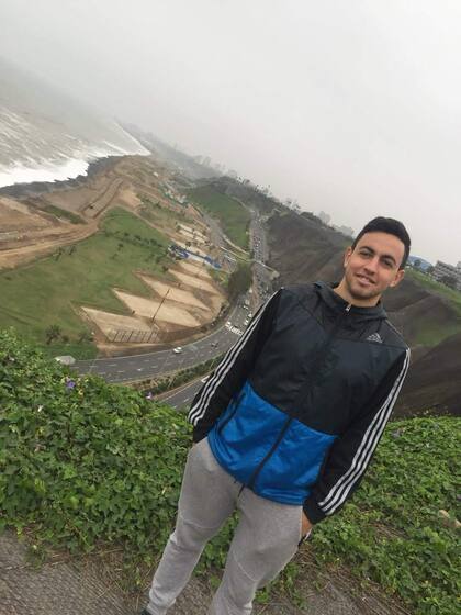 Álvaro Bely Medina, en Lima