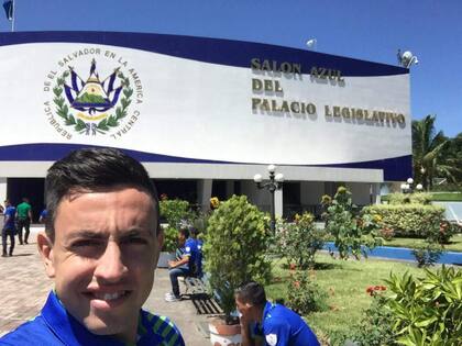 Álvaro Bely Medina en San Salvador