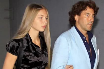 Álvaro con Ekaterina Anikieva, la rusa de origen ucraniano que conoció en una discoteca de Moscú. Se casaron en 2010, en Soria, España, muy cerca de donde estuvieron las ruinas de Numancia, en una boda muy íntima que contó con la presencia la familia Marichalar -desde su madre, Concepción Sáenz de Tejada, la condesa viuda de Ripalda, y todos los hermanos- y la familia de la novia.