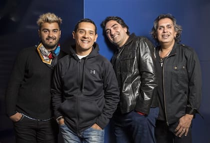 Álvaro Teruel, Rubén Ehizaguirre, Kike Teruel y Mario Teruel, los integrantes de Los Nocheros hasta 2023