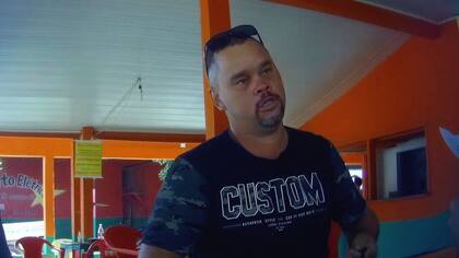 Alvim Souza Alves le dijo a un agente encubierto de la BBC que estaba vendiendo tierras indígenas, pero que no mostraba un título de propiedad legal Foto: BBC