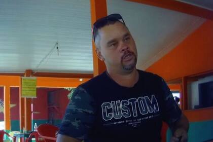 Alvim Souza Alves le dijo al agente encubierto de la BBC que estaba vendiendo tierras indígenas, pero no mostró un título legal de los terrenos