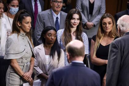 Aly Raisman, Simone Biles, McKayla Maroney y Maggie Nichols, en ocasión de una de las audiencias por el juicio a Nassar.