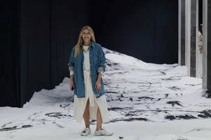 Amalia Amoedo compró la obra de Matías Duville exhibida en Venecia