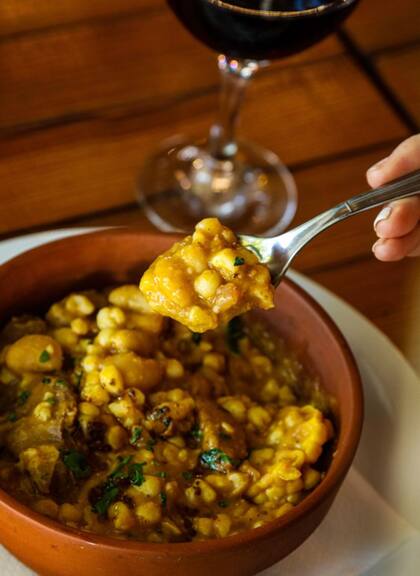 Amalia ofrece platos especiales en las fechas patrias.