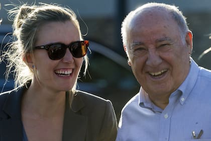 Amancio Ortega y su hija Marta Ortega, en julio de 2018