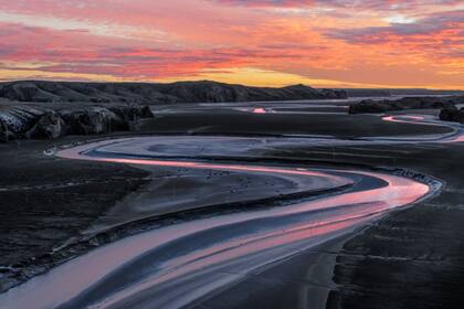 Amanecer en los Miradores de Darwin