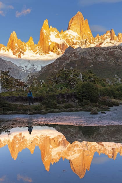 Amanecer sobre el cordón del Fitz desde el Fitz Camp.