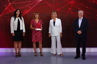 Un encuentro en el que se reconoce a las mujeres destacadas en el ámbito empresarial