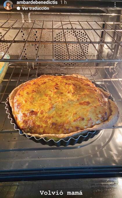 Ámbar le dio la bienvenida a su mamá con un posteo en Instagram en el que compartió la foto de una tarta casera.