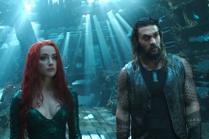 Amber Heard y Jason Momoa en Aquaman 
