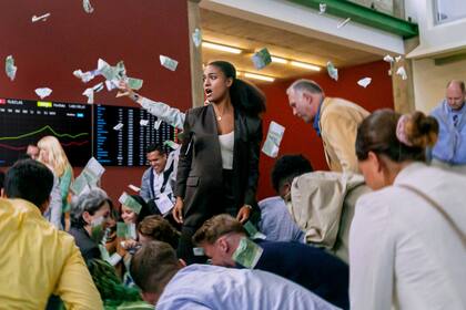 Ambición, dinero y descontrol en Negocios son negocios