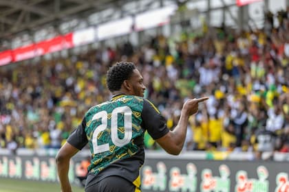 Ambos equipos buscan el liderato del Grupo E en las eliminatorias mundialistas. Foto: @jff_football