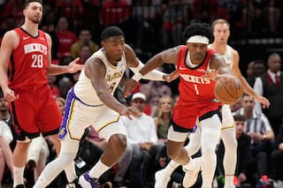 Amen Thompson impulsa paliza 115-96 de Rockets para evitar eliminación ante Lakers