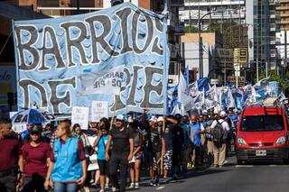 Los grupos piqueteros se organizan para intensificar las protestas en marzo