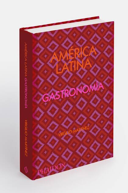América Latina Gastronomía, un compendio de las mejores recetas de la región, que suma 600 de 22 países. "No lo hicimos por países, sino por ingredientes y preparaciones"