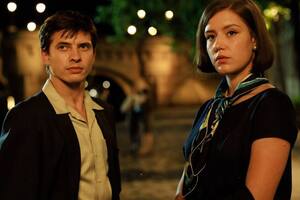 Amigos: Nureyev (Ivenko) y la joven Clara Saint (Adele Exarchopoulos), un personaje clave e influyente