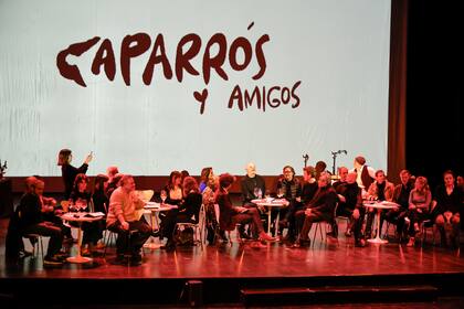 Martín Caparrós: “Me han dado felicidad, de esa que cuando se da, nunca cae en el olvido” - Image 2