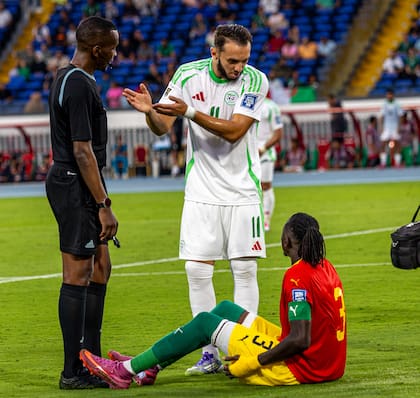 Amine Gouiri, en el partido en septiembre último entre Argelia y Guinea, por las eliminatorias para el Mundial 2026