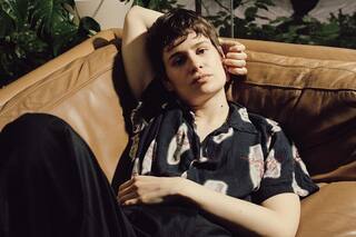 Quién es Christine and the Queens, el fenómeno pop que conquistó a Madonna