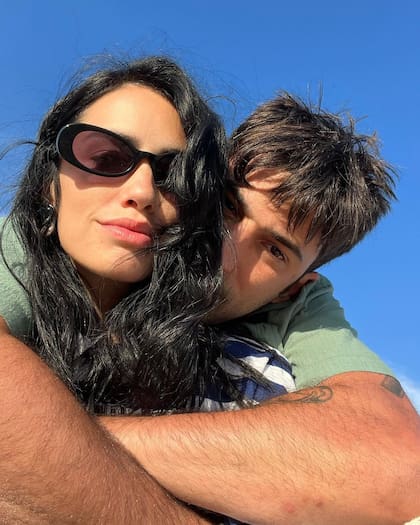 Amor confirmado: Lali Espósito y Pedro Rosemblat, juntos en la playa