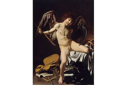 "Amor vincit omnia" (El amor victorioso), de Caravaggio,1602, está en la colección de la Gemäldegalerie, museo estatal de Berlín. La pintura barroca de Caravaggio, además de cambiar el concepto de la luz en el arte, impuso el uso de modelos de la calle.