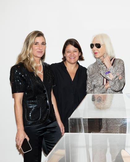 Amparo Díscoli, Daniela Iramain y Marta Minujín