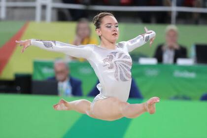 Amy Tinkler en acción en Río 2016, donde logró un bronce