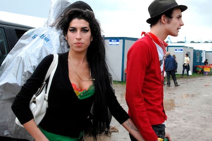 Amy Winehouse y su marido Blake Fielder-Civil en un recital