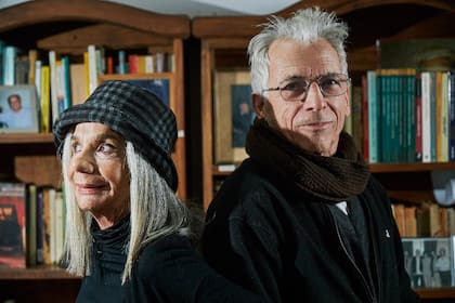 Ana María Picchio y Gerardo Romano; los que se quedaban en Buenos Aires y armaron las valijas para Mar del Plata a último momento