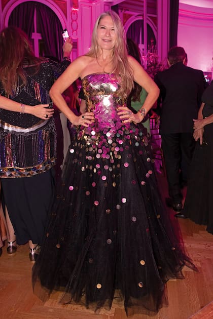 Ana Rusconi, con un diseño de Oscar de la Renta de tul y lentejuelas XL