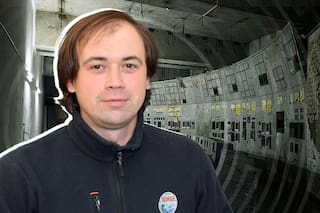 El hombre con "el trabajo más peligroso del mundo": el científico que recorre el laberinto radioactivo bajo el reactor de Chernóbil