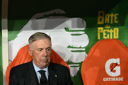 Ancelotti, en el banco de suplentes del Maracaná