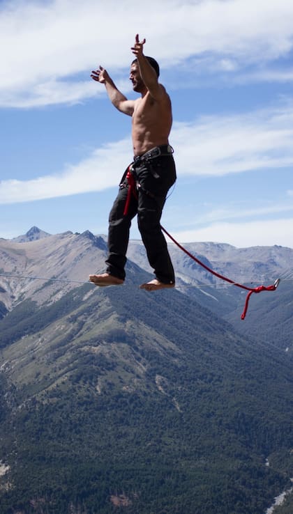 Andando descalzo: Benjamín Sosa desafía la ley de gravedad