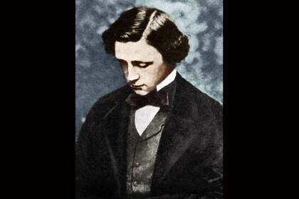 Lewis Carroll escribió en sus diarios sobre las migrañas que sufría