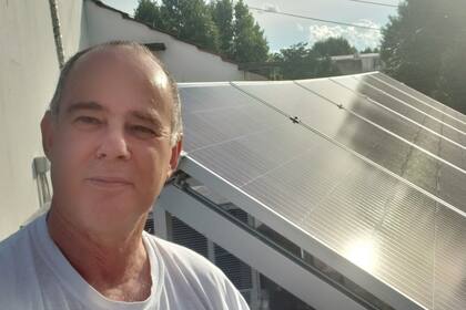 "Aprendimos a a interactuar con el clima usando electrodomésticos que permitan su programación en horarios diurnos", cuenta Félix Creiman.