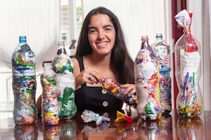 Botellas de Amor: la forma de reciclar plásticos que unió a miles de jóvenes