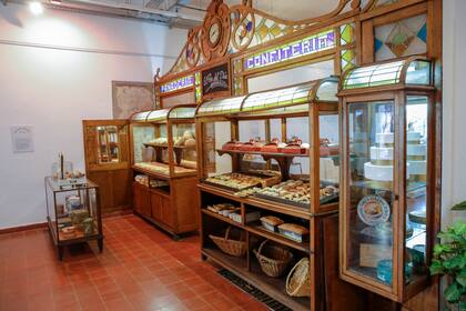 "El pan del día" una muestra organizada por el Museo de la Ciudad en la sede , Casa Altos Elorriaga, Defensa 187 CABA