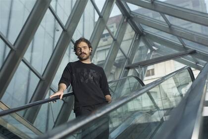 “El prejuicio no sirve, pero lo tienen todos y por todo“, sostiene