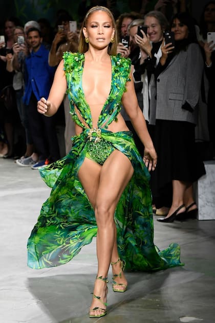 "Fue un gran momento para mi carrera", dijo JLO del Jungle Dress