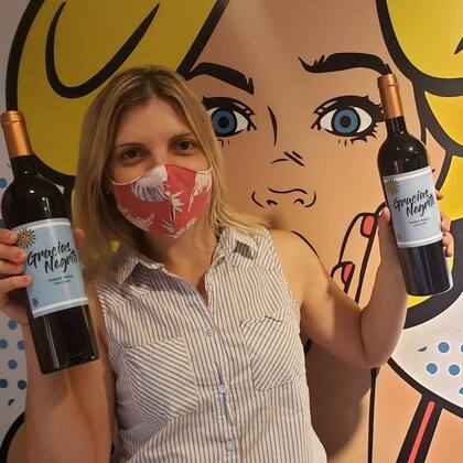 "Gracias Negrito", la marca de vino uruguaya en apoyo a Edinson Cavani