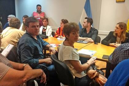 "Insuficiente": el Frente Gremial Docente rechazó la primer propuesta salarial de Axel Kicillof