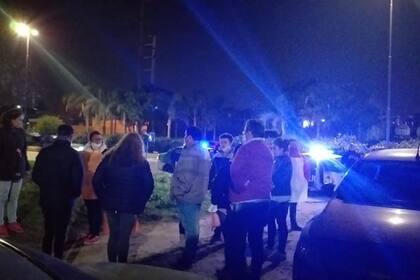 "Me pedían la plata, mientras me apuntaban en el pecho con una pistola. Y yo me reí, porque no tenemos ni un peso”, relató una testigo