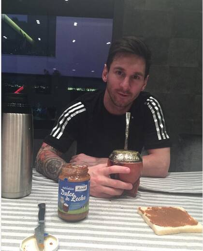 "Merienda en familia mates y tostadas", una publicación en Instagram de Messi