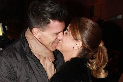 "Soy fácil de llevar como pareja", asegura Marina Calabró