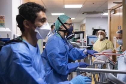 "Vimos un médico que estaba traumatizado porque había perdido a dos de sus colegas por covid"