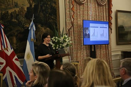 Andrea Alcaraz, coordinadora de Evaluación de Tecnologías Sanitarias del Instituto de Efectividad Clínica y Sanitaria (IECS), reveló que un 1,4% del gasto nacional de salud se destina a la atención de cáncer de pulmón