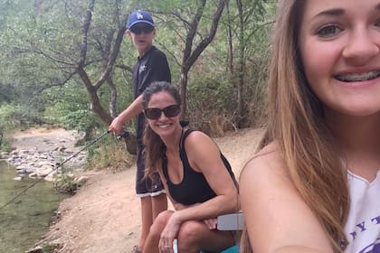 Andrea Elson con sus dos hijos (Foto Blog Andrea Elson)